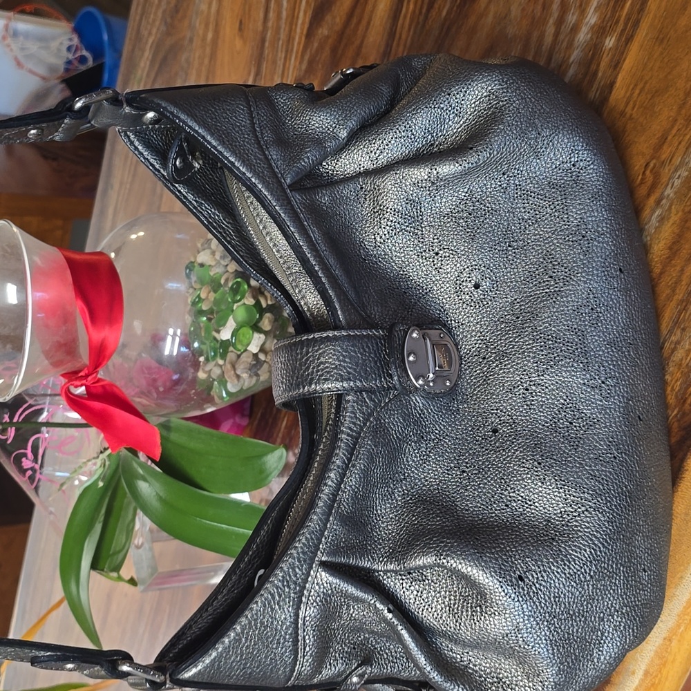 Louis Vuitton Mahina